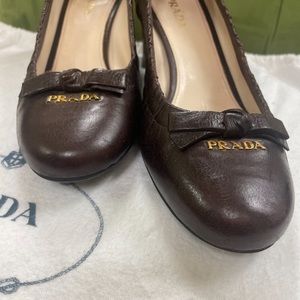 Prada brown leather shoes